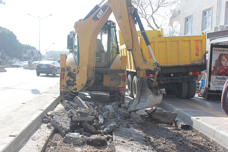 Yollar Yeniden Onarıldı Çanakkale