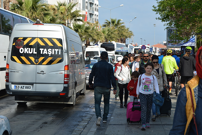 Yoğun Trafik Güzergâh Değiştirtti