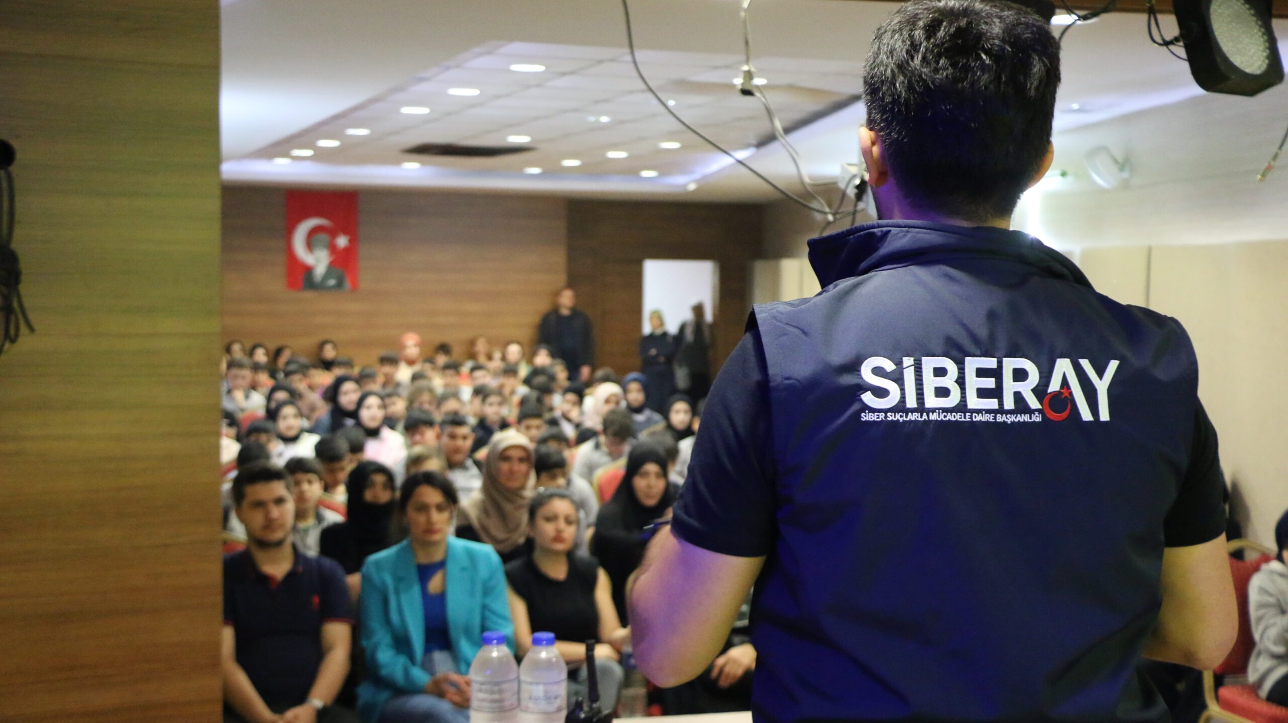 Emniyetten öğrencilere siber eğitimi – Çanakkale Gündem