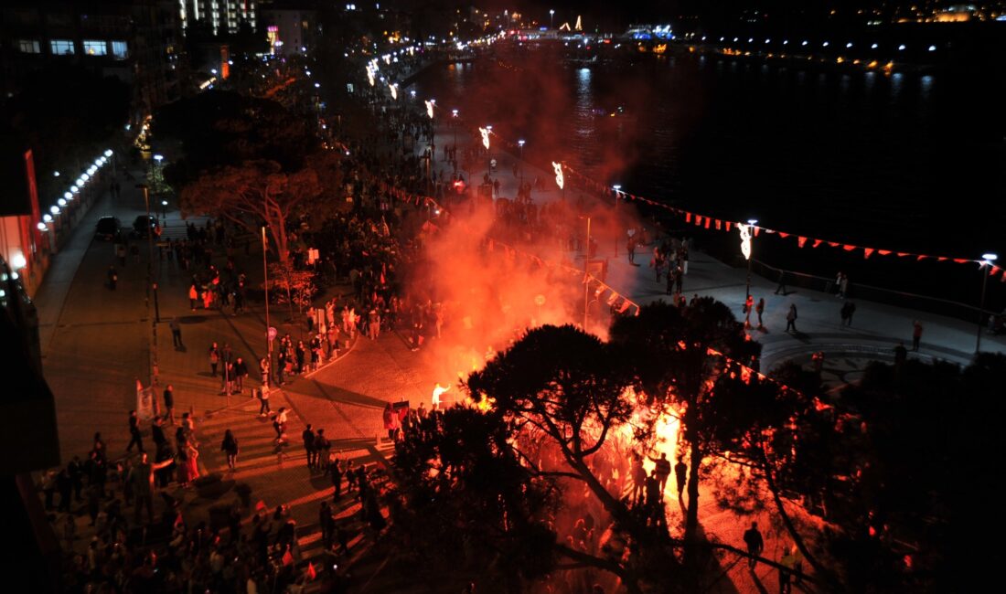 Fener Alayı coşturdu!