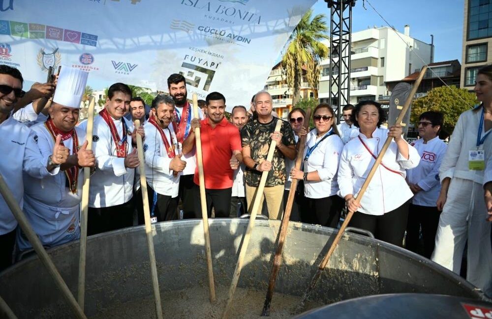 Uluslararası Kuşadası Sokak Festivali,