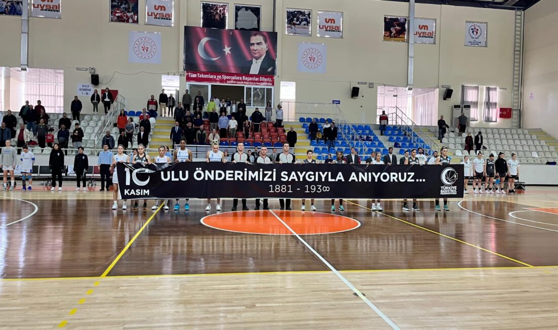 Anafartalar Spor Salonu’ndaki Kadınlar