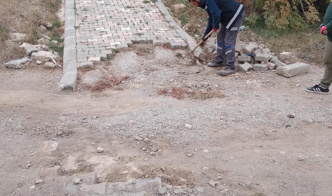 Bozcaada Belediyesi’ne bağlı ekipler