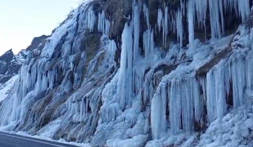 Tunceli-Pülümür-Erzincan karayolu üzerinde bulunan