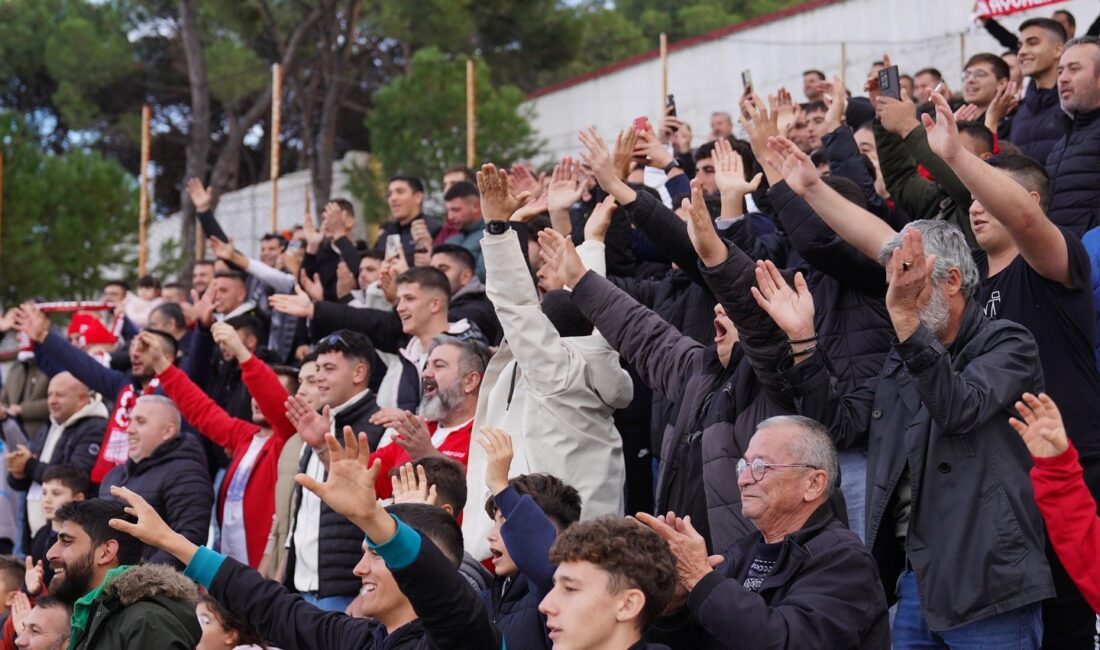 Ayvalık Belediyesi, meclis toplantısında