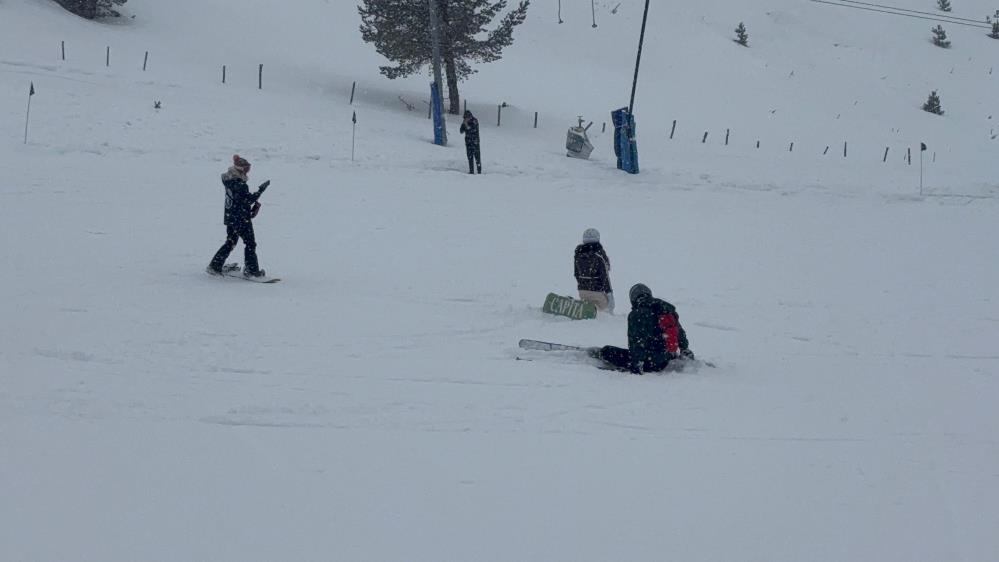 Bolu’daki Kartalkaya Kayak Merkezi’nde